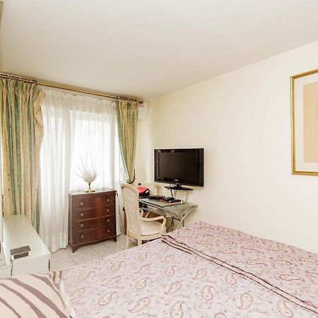Spacious T3 With View In The Heart Of The City! Шарантон-ле-Пон Екстер'єр фото