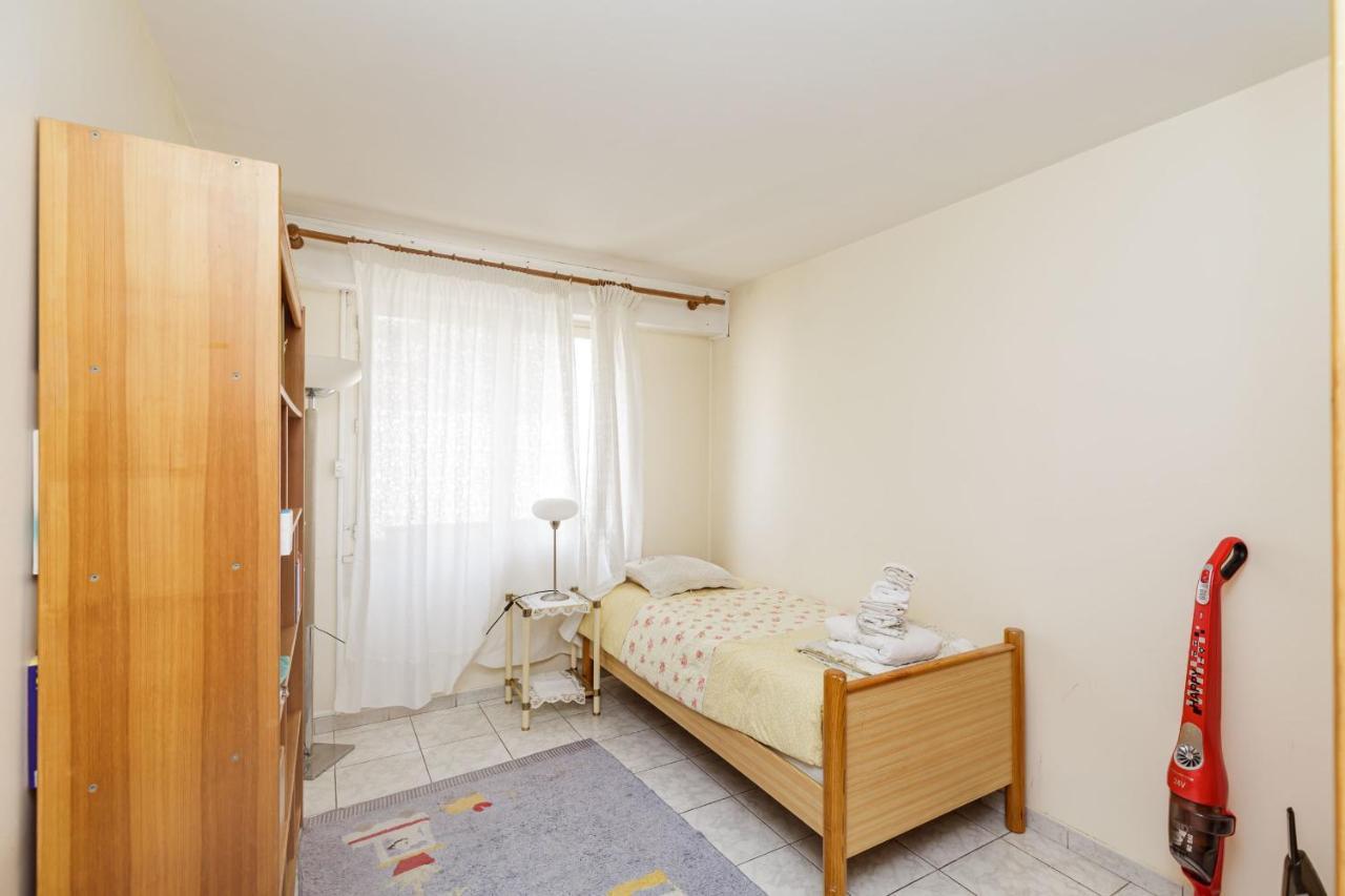 Spacious T3 With View In The Heart Of The City! Шарантон-ле-Пон Екстер'єр фото