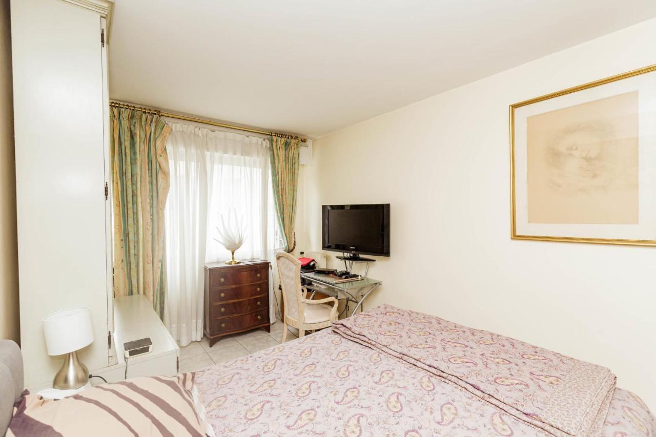 Spacious T3 With View In The Heart Of The City! Шарантон-ле-Пон Екстер'єр фото